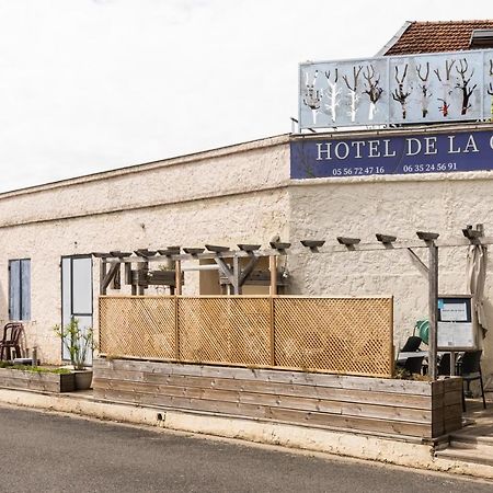 Hotel De La Gare Latresne エクステリア 写真