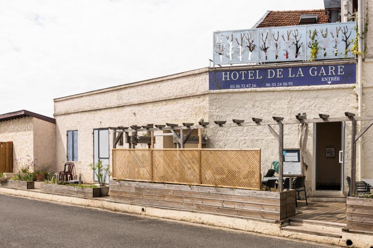 Hotel De La Gare Latresne エクステリア 写真